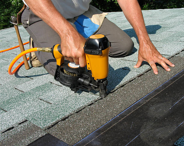 Best Best Roofing Contractors  in Saint John Fisher College, NY